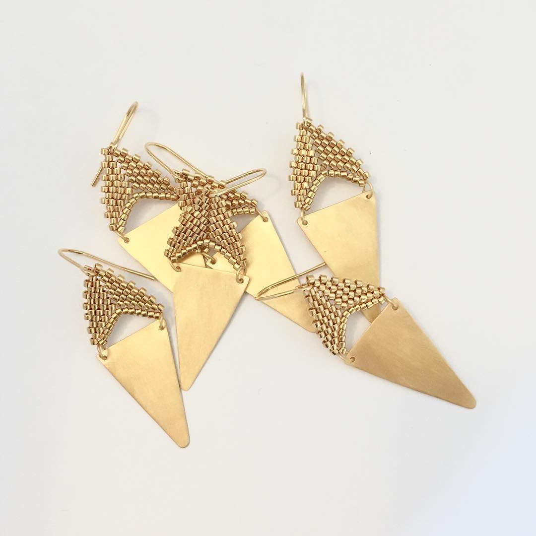 The Classic One. Fragment. Gold.