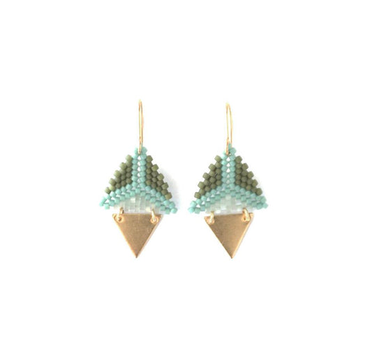 Dual Triangle. Fragment. Mint and green